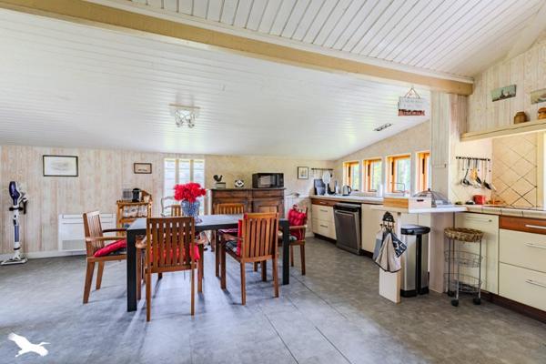 Maison à vendre 399 087 € Saint-Loubès 6 p 165 m² DPE C