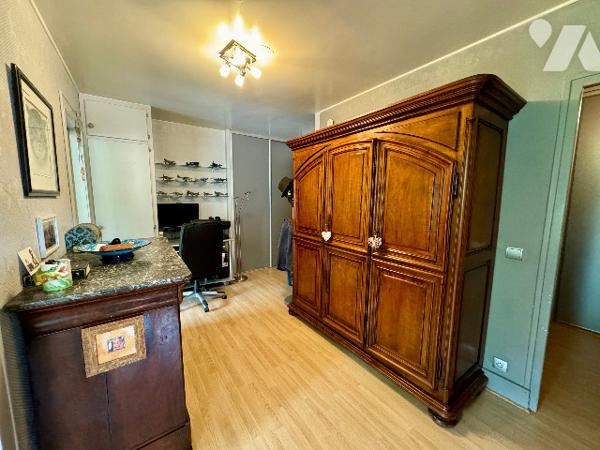 EXCLUSIVITE : INVESTISSEMENT - PLACEMENT Appartement T2 d'environ 63,50 m² loi carrez. - ALBERTVILLE