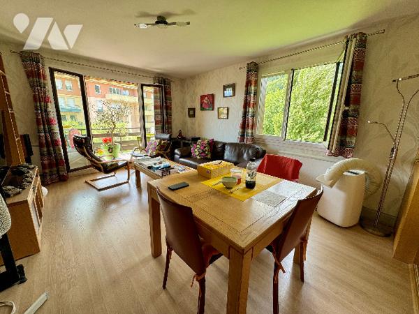 EXCLUSIVITE : INVESTISSEMENT - PLACEMENT Appartement T2 d'environ 63,50 m² loi carrez. - ALBERTVILLE