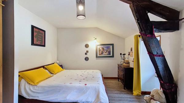 Charmante maison en pierre à Compreignac, à 20 min de Limoges