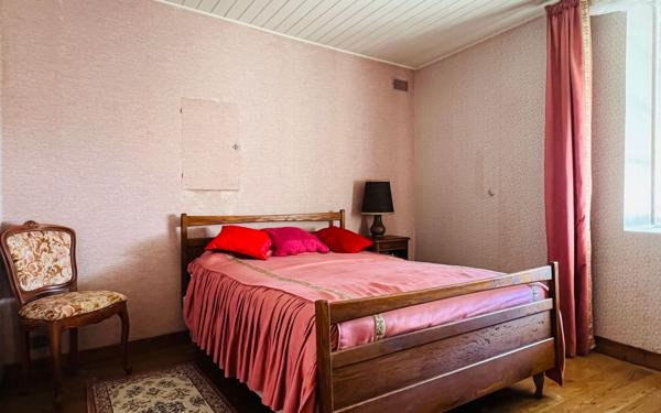 Maison à vendre    5 pièces •  La Flotte