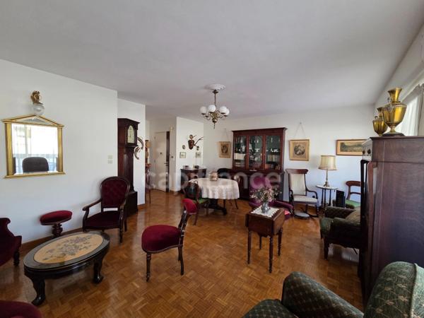 Appartement à vendre 85 M2 pièces MARSEILLE 5EME ARRONDISSEMENT (13)