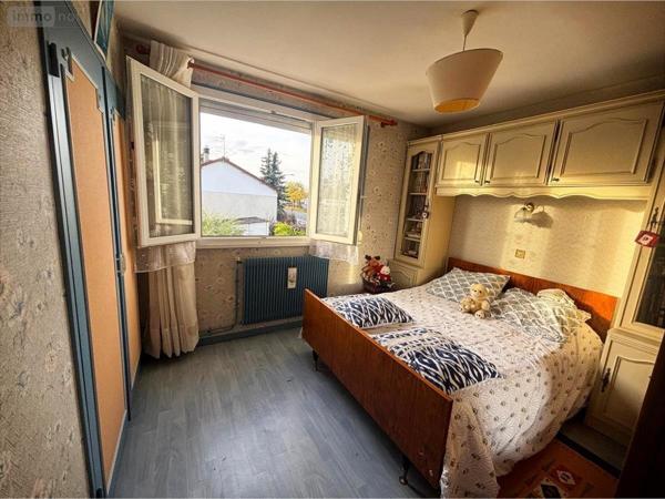 Maison à vendre à Saint-Doulchard dans le Cher (18230), ref : 04142