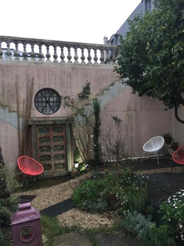 Quimper (29000) RESTAURANT DECO UN JARDIN EN VILLE