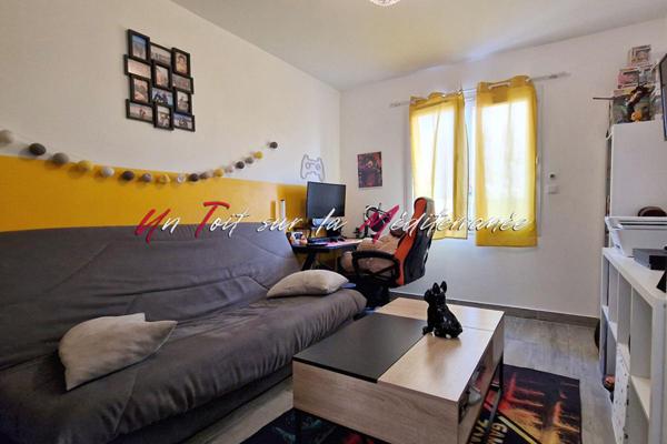 Maison familiale de 90m2 habitables, plain pied, 3 chambres, jardin