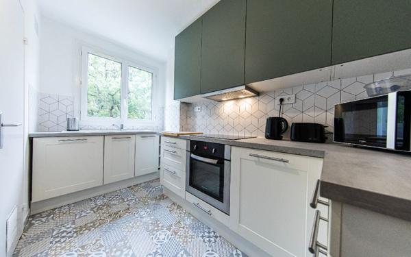 Appartement à vendre    4 pièces •  Tours