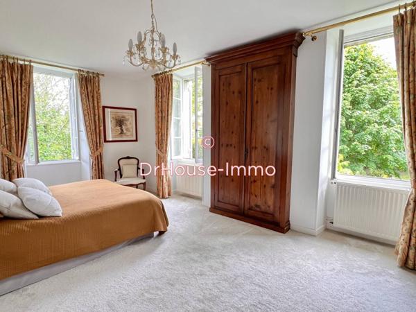 Maison à vendre 8 pièces de 250 m²