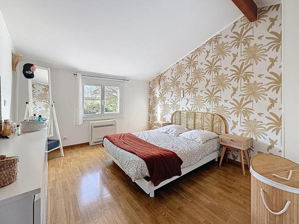 Maison 5 pièces avec garage et cabanon