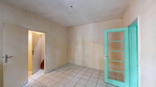 Exclusivité Guy Hoquet : Maison de ville avec extérieur et box à Montreuil