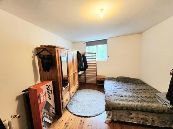 Exclusivité - Les Andelys - Immeuble de rapport de 3 logements  dont 2 loués pour une rentabilité de  1.520  mensuel - Prix 195.900