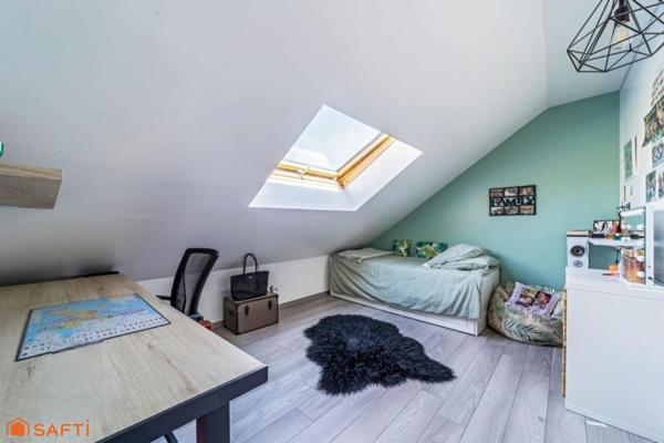 Maison 180m2, 6 pièces,3 chambres, dépendance