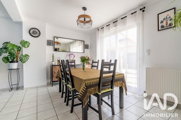 Maison à vendre 7 pièces 100 m² Champs-sur-Marne