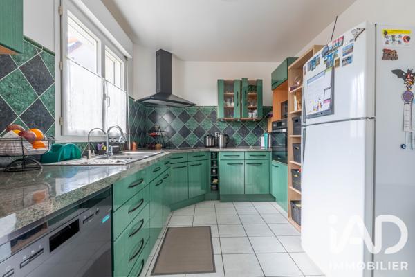 Maison à vendre 7 pièces 100 m² Champs-sur-Marne