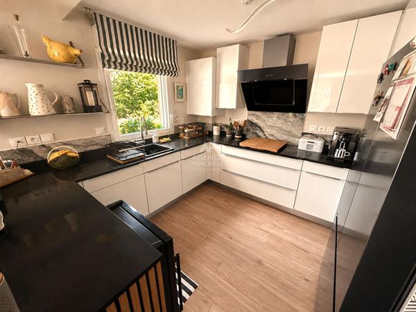 Maison Vernouillet 5 pièce(s) 83 m2 €367 000 ** - Référence 1120