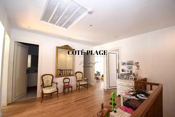 Royan (17200) ROYAN FONCILLON, Maison 6 chambres avec piscine, Plage du Chay. Au prix de vente de 798 000 € HAI