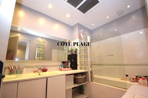 Royan (17200) ROYAN FONCILLON, Maison 6 chambres avec piscine, Plage du Chay. Au prix de vente de 798 000 € HAI