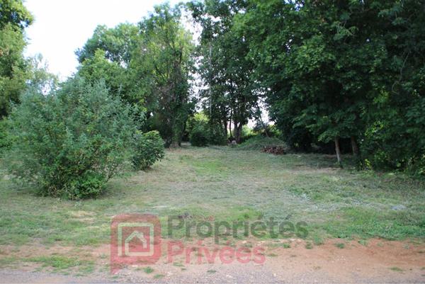 Terrain Sens-beaujeu 1414 m2