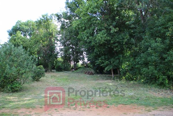 Terrain Sens-beaujeu 1414 m2