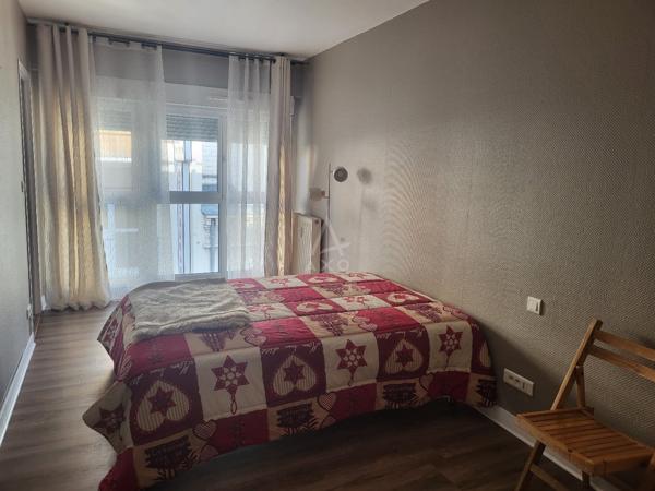 EPERNAY-HYPER CENTRE : APPARTEMENT LOUE EN MEUBLE de 94,20 m² avec CELLIER PRIVATIF