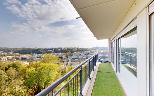 Appartement à louer    4 pièces • 80,76 m2 Lyon 9