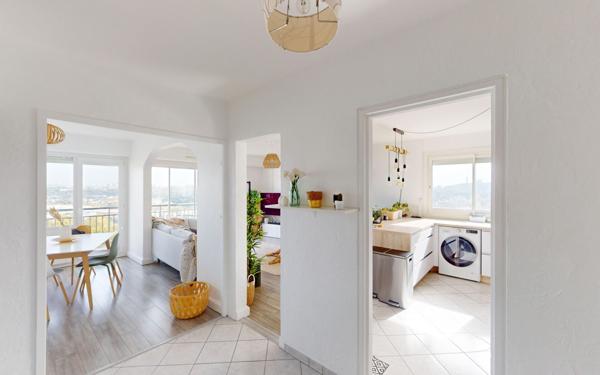 Appartement à louer    4 pièces • 80,76 m2 Lyon 9