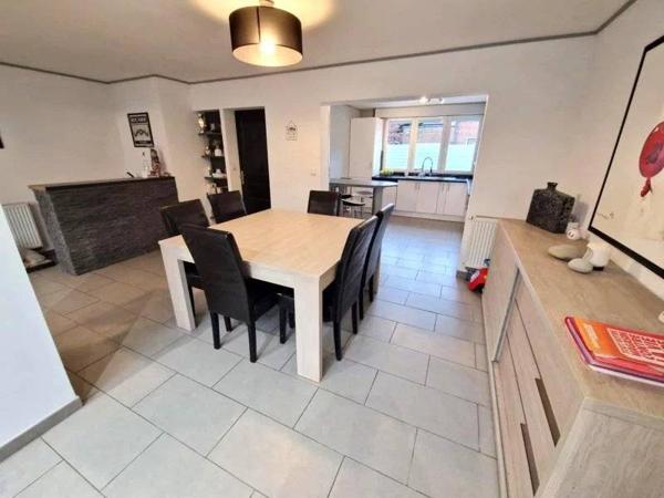 Vente immobilière : Maison à Halluin  4 pièces 105 m² 269 000 €- Immobilière de Neuville.
