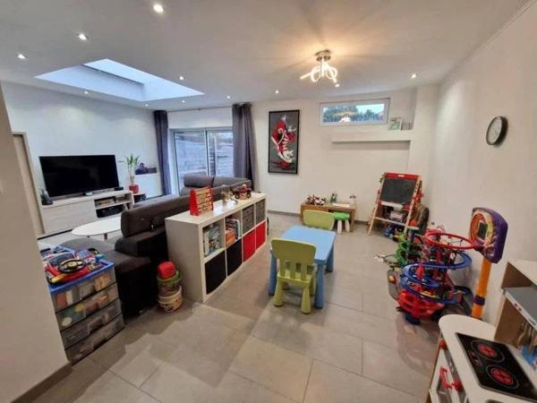 Vente immobilière : Maison à Halluin  4 pièces 105 m² 269 000 €- Immobilière de Neuville.