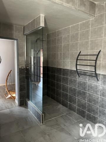 Maison à vendre 4 pièces 105,25 m² Saint-Maurice-de-Lignon