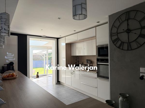 Hénin-Beaumont (62110) PLAIN PIED INDIVIDUEL 162 M2 - VOLUMES - 4 CHAMBRES - JARDIN - PLUSIEURS STATIONNEMENTS