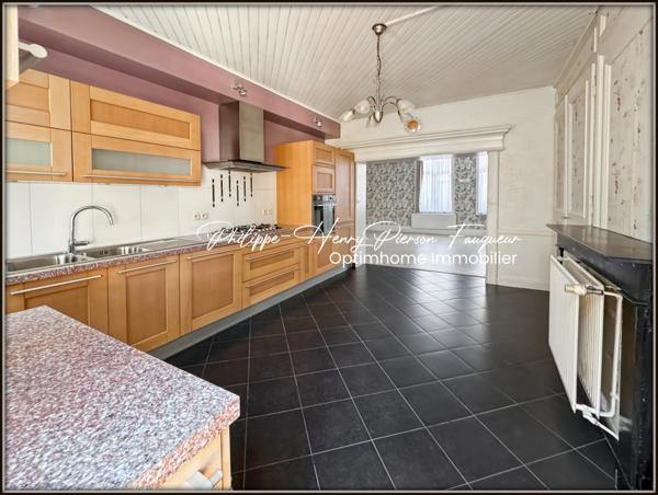 Maison bourgeoise à vendre – 7 pièces – 203 m² – Lille Wazemmes 59000