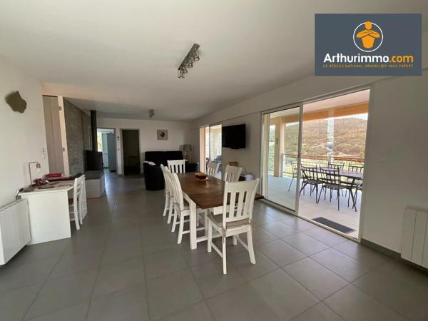 Vente                                                      Maison
                        
                     5 pièces                      132 m2                     à Arbellara