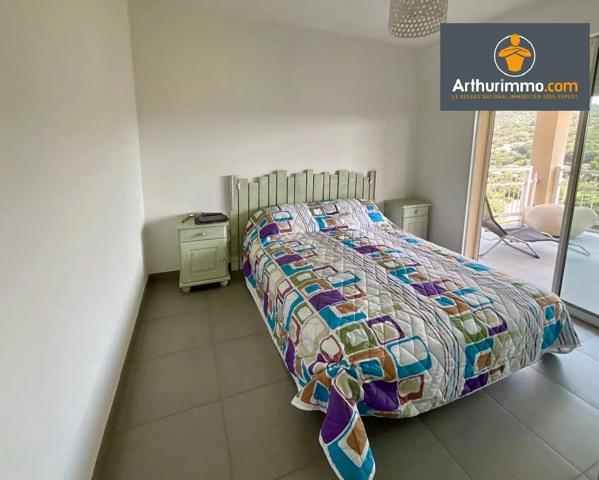 Vente                                                      Maison
                        
                     5 pièces                      132 m2                     à Arbellara