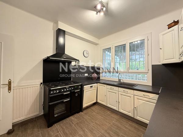 Maison T8 de 240m2 sur un terrain de 1 700m2 - Secteur Carnoux-en-provence