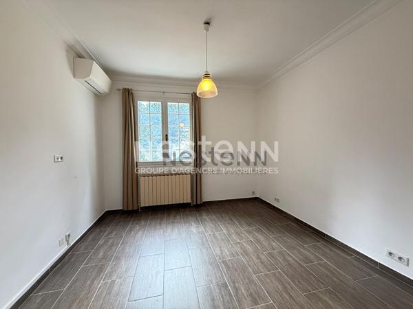 Maison T8 de 240m2 sur un terrain de 1 700m2 - Secteur Carnoux-en-provence