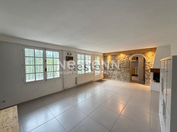 Maison T8 de 240m2 sur un terrain de 1 700m2 - Secteur Carnoux-en-provence