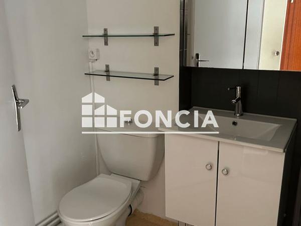 Location Studio 26.4 m² - 25 RUE FLEURUS Agen 47000