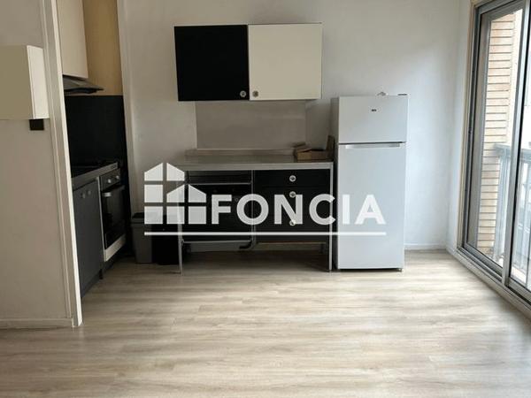 Location Studio 26.4 m² - 25 RUE FLEURUS Agen 47000