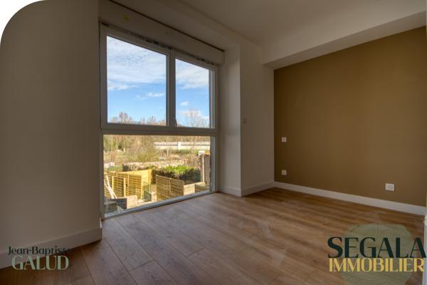 Carmaux (81400) Appartement T2 entièrement refait à neuf – cour privée et stockage – DPE B