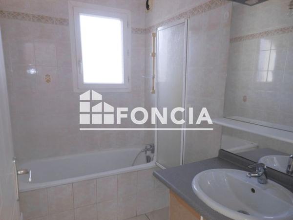 Location Appartement 3 pièces 67.59 m² - 2 RUE ANDRE ROBERT Beziers 34500