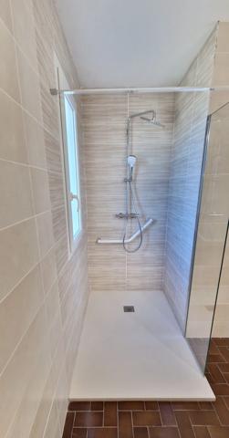 EXCLUSIVITÉ – Maison familiale de 195 m² – 7 chambres – Sous-sol complet – Double garage – Condé-sur-Vire