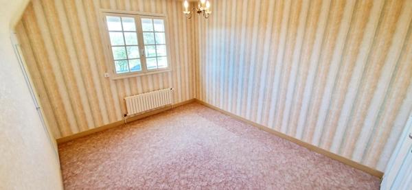 EXCLUSIVITÉ – Maison familiale de 195 m² – 7 chambres – Sous-sol complet – Double garage – Condé-sur-Vire