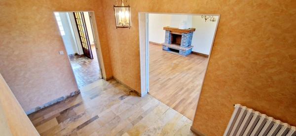 EXCLUSIVITÉ – Maison familiale de 195 m² – 7 chambres – Sous-sol complet – Double garage – Condé-sur-Vire