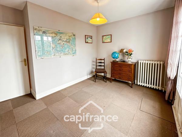 🏡 À vendre – Maison familiale de 150 m² sur sous-sol complet au cœur de Parigné-l’Évêque (1970) 5 chambres – Terrain clos et arboré de 766 m²