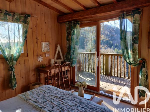 Maison à vendre 10 pièces 200 m² Singles