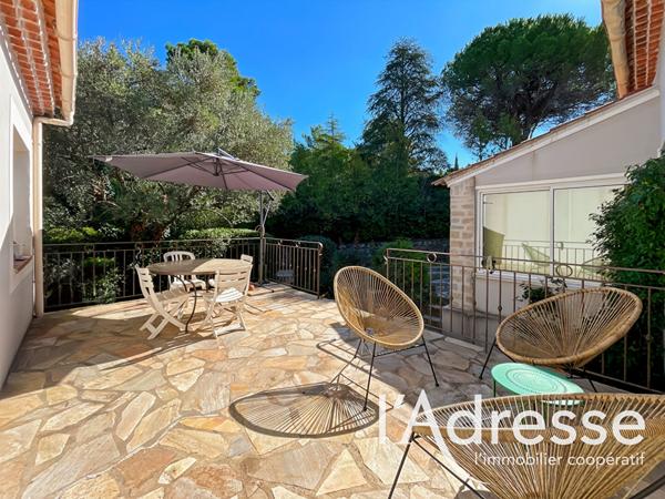 Maison Le Beausset - 6 pièces - 202 m2