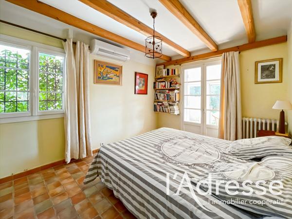 Maison Le Beausset - 6 pièces - 202 m2