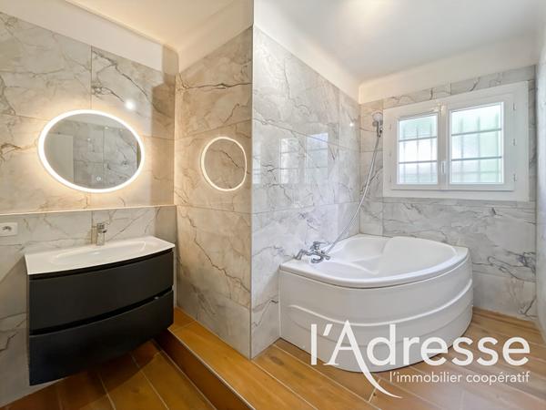 Maison Le Beausset - 6 pièces - 202 m2