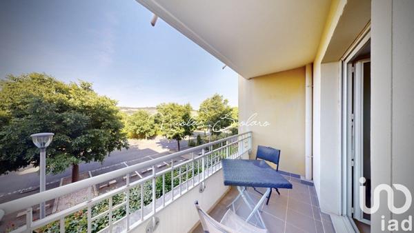 Appartement 3 pièces de 69 m² à Cavaillon (84300)