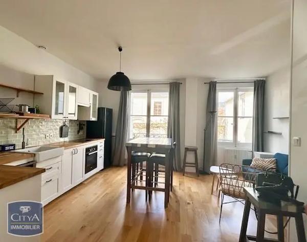 Appartement à louer 2 pièces 48.52m²