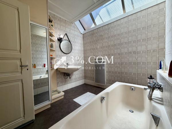 Maison 5 pièce(s) 3 chambre(s) 167.68 m²